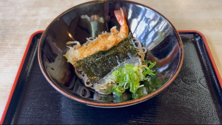 門前蕎麦でいただいた堺す奈はの全体写真